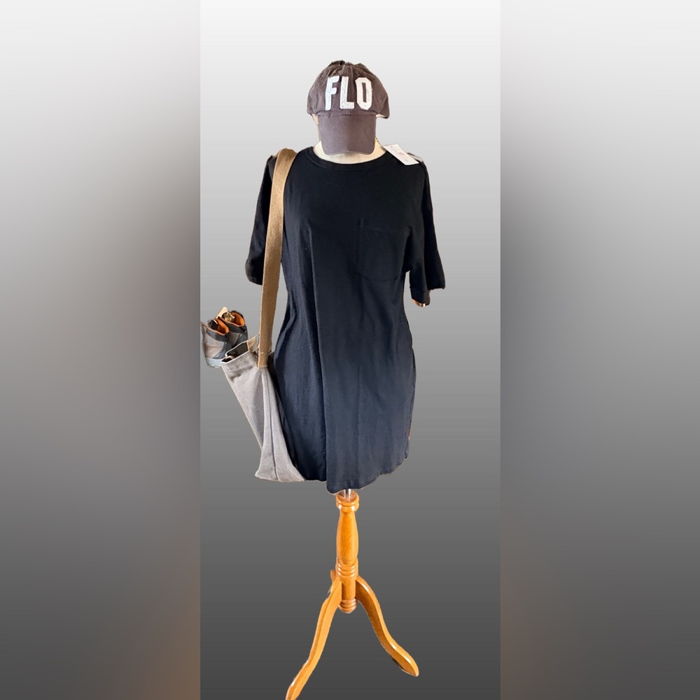 NWT Southern Vibe Short Sleeve Pocket Tee Dress Black Sz L